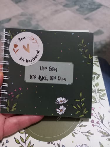 Customer photo review of İbadet Rehberi İslami Planlayıcı Çiçek Desenli Kapak
