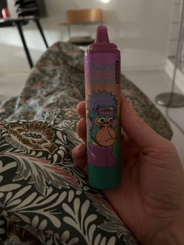 Customer photo review of RandM Tornado 15000 Disposable Vape