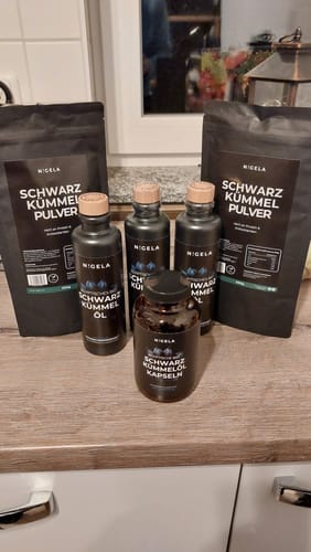 Customer photo review of Ägyptische Bio Schwarzkümmelöl Kapseln - kaltgepresst & ungefiltert 180 Stück