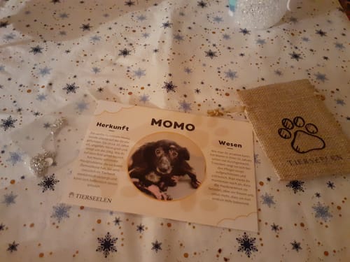 Customer photo review of Herz & Pfote Kette