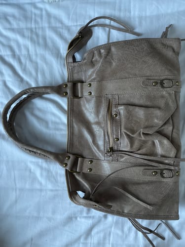 Customer photo review of It girl bag taupe