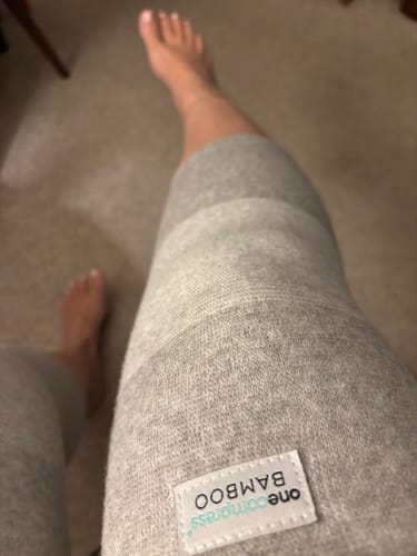 Customer photo review of Premium Bamboo Knee Sleeve (Single)