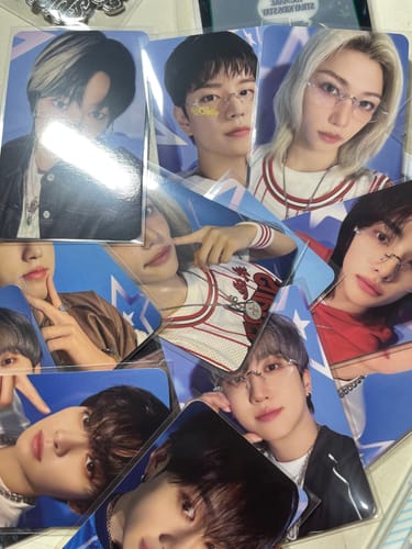 Customer photo review of STRAY KIDS - THE STREET KIDS 2025 SEASON'S GREETINGS JYPSHOP GIFT