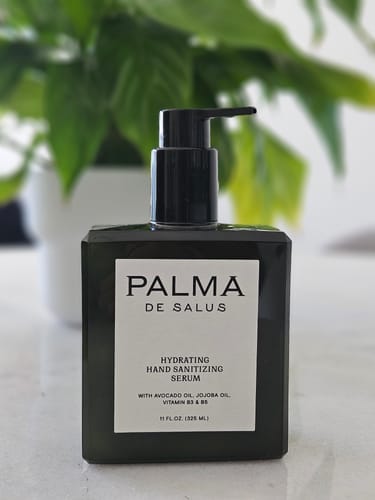 Customer photo review of Hydrating Hand Sanitizing Serum - Home Size (11oz)
