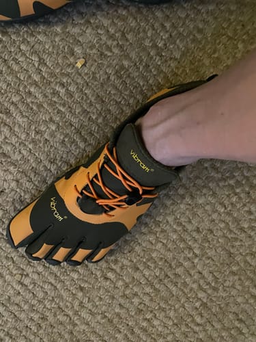 Customer photo review of V-Alpha Mens Military Orange