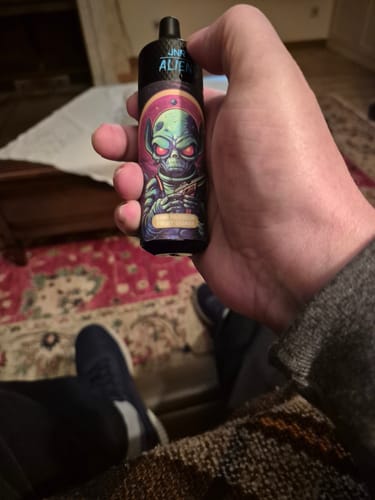 Customer photo review of JNR - Alien 10K - Puff Jetable / Disposable