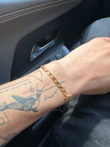 Reseña con foto de un cliente sobre Pulsera Link Oro 4mm OT