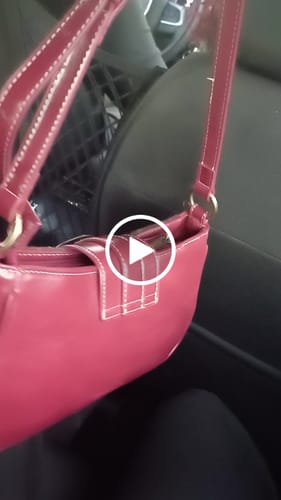 Customer video review of Alison Vintage Daily Shoulder Bag