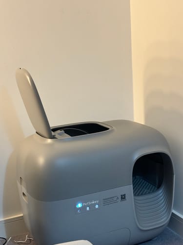 Customer photo review of Self-Cleaning Litter Box