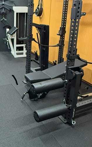 Customer photo review of R8 Leg-Curl | Extension