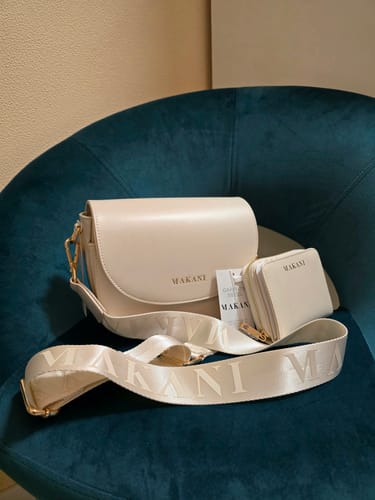 Customer photo review of KANA - CREME