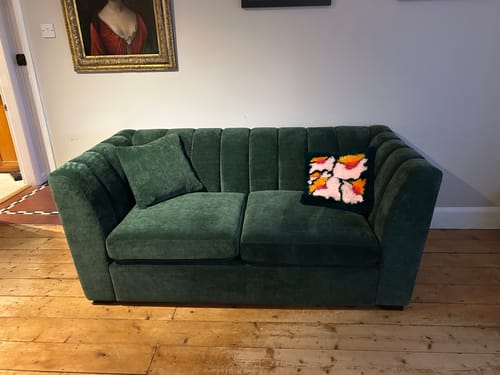 Customer photo review of Bloomin’ Lovely Latch Hook Cushion Kit