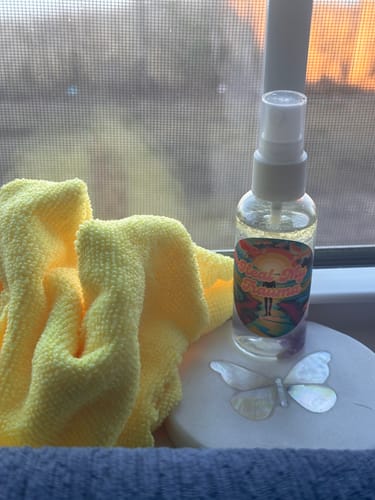 Customer photo review of Heal My Trauma Mist infused Amethyst Crystals, Therapeutic Essential Oils, Full Moon Water & Reiki blessed by Queen - Pick Your Size