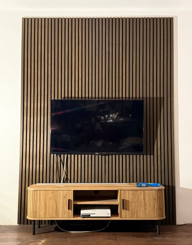 Customer photo review of Akustikpaneele Eiche Geräuchert - 240 cm x 60 cm