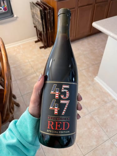 Customer photo review of Pinot Noir '45 + 47'
