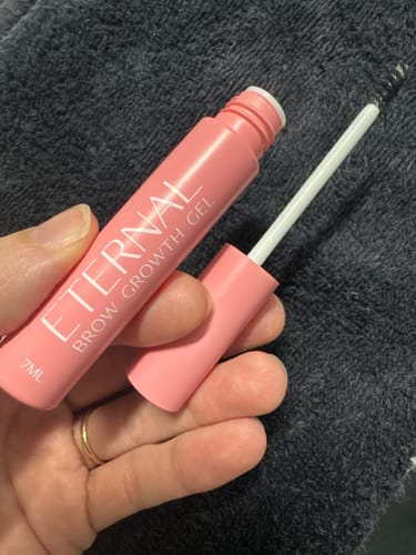 Customer photo review of EYEBROW GROWTH GEL