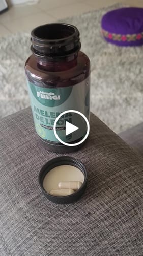 Customer video review of Melena de León Cápsulas + Gotas - Extracto Ultra Concentrado