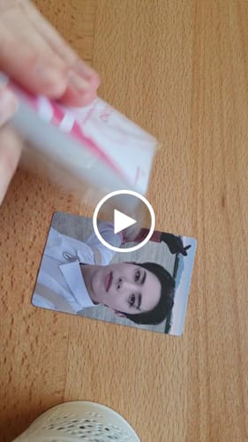 Customer video review of Premium Photocard Sleeves for K-Pop Fans