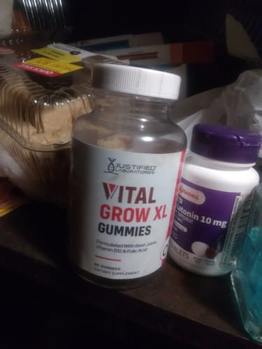 Customer photo review of Vital Grow XL Performance Gummies 1000MG Deal of a Liftetime!