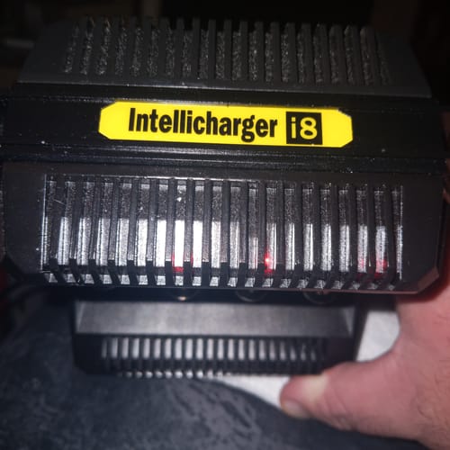 Customer photo review of Nitecore i8 8 Channel Battery Charger