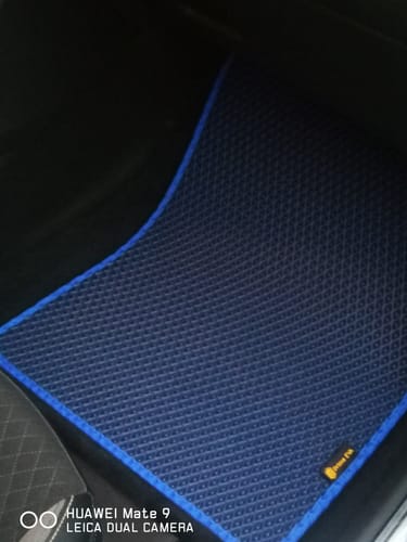 Stefan K. review of Auto Fußmatten nach Maß - Komplettset image 2 out of 3