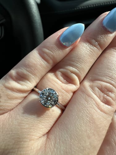 Customer photo review of The Cream Puff | Round
