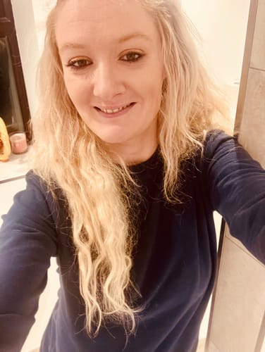 Customer photo review of Beach Wave Remy Human Hair Invisible Wire Extension - Platinum Blonde Balayage