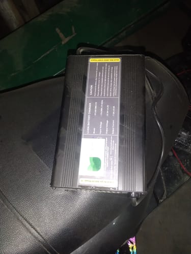 Customer photo review of Ampere 67V 7.5A Lithium Battery Charger (CAN Protocol) - Magnus Ex (Phase 2)