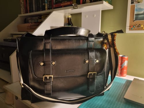 Customer photo review of Olivia's Classic PU Leather Handbag for 15.6-Inch Laptop Tote