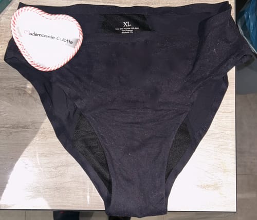 Customer photo review of Culotte Menstruelle Nina sans coutures (taille haute)