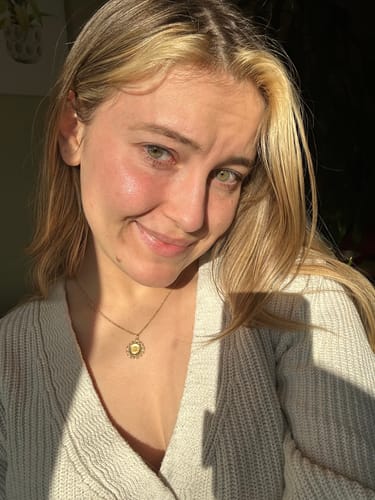 Customer photo review of Nourish & Define Brow Pomade