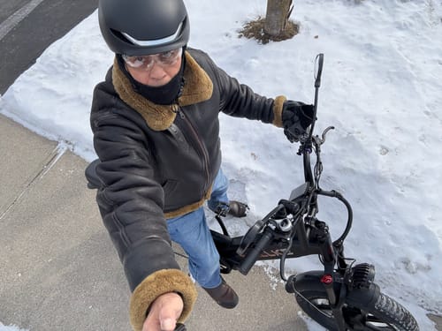 Oscar M. review of Wallke H7 Step-thru Dual Motor Ebike (Canada Only) image 2 out of 3