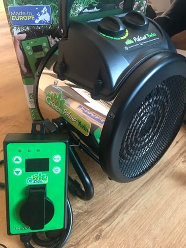 Customer photo review of Thermo2 Digital Thermostat Vorverkabelt für Heizen/Kühlen