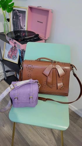 Customer photo review of Clara Vintage Shoulder Camera Bag