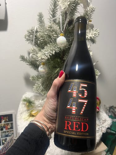 Customer photo review of Pinot Noir '45 + 47'