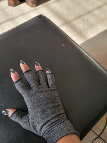 Customer photo review of Premium Onecompress™ Gloves