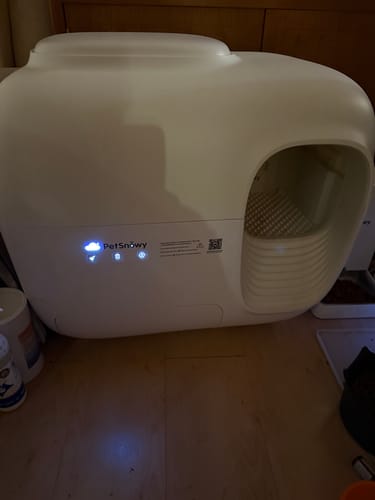 Customer photo review of Self-Cleaning Litter Box