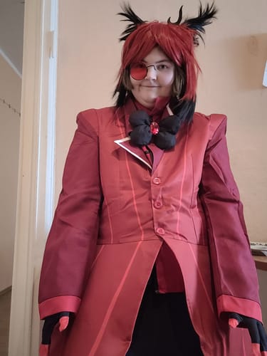 Customer photo review of Hazbin Hotel ALASTOR Rot Kostüm Set Cosplay Outfits