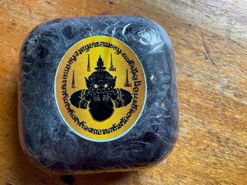 Customer photo review of Savon sacré purificateur de Phra Rahu - Wat Sri Sathong.