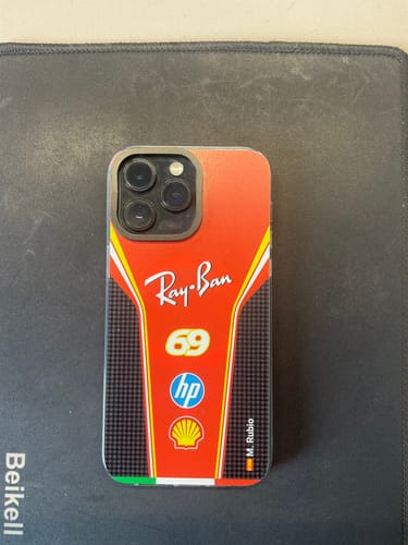 Kundenbewertung mit Foto zu Ferrari F1 2024 Livery - Individuelle Handyhülle für iPhone