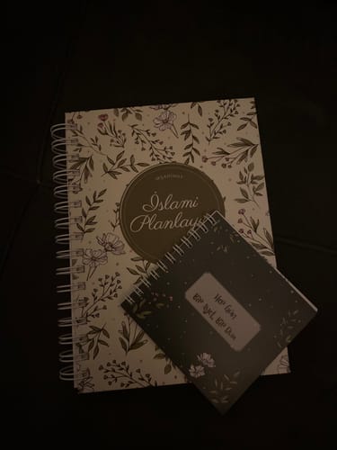 Customer photo review of İbadet Rehberi İslami Planlayıcı Çiçek Desenli Kapak