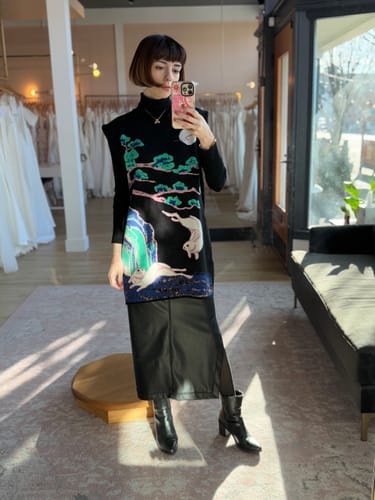 Customer photo review of Xi Nao 嬉闹 Frolicking Rabbits New Chinese Style Knit Sweater Vest