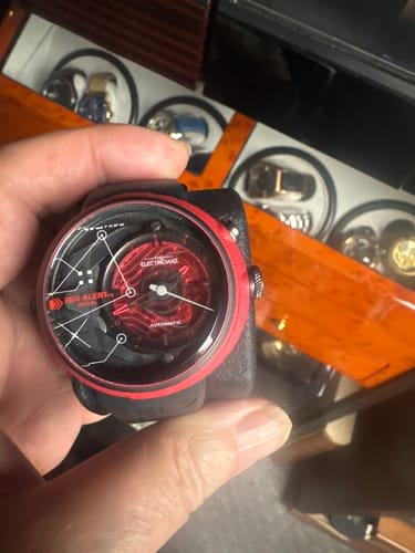 Customer photo review of The Red Alert - Edition