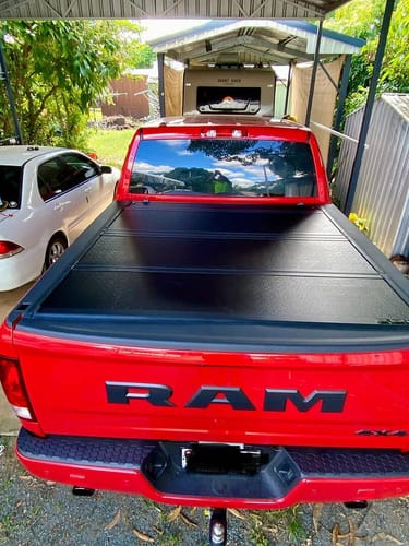 Customer photo review of Quad-Fold Hard Lid Tonneau Cover for RAM 1500 DT 2020-2025 5,7' BED - UniUte