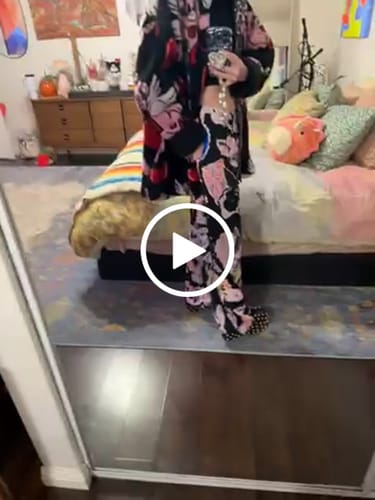 Customer video review of BUN® Unisex Wide-Leg Pants