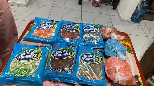 Customer photo review of Gomitas Lucky Gummys Aros de Durazno