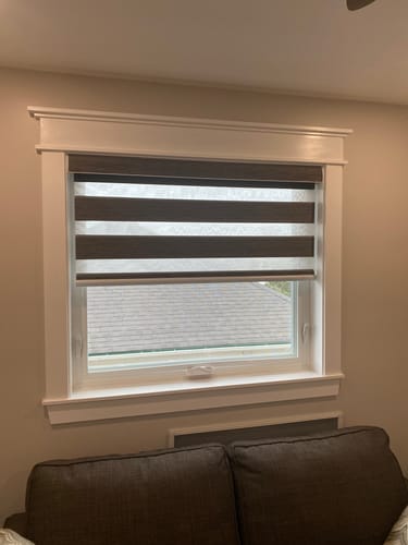 Customer photo review of SmartWings Motorized Zebra Shades 85% Blackout 95mm Ingrid