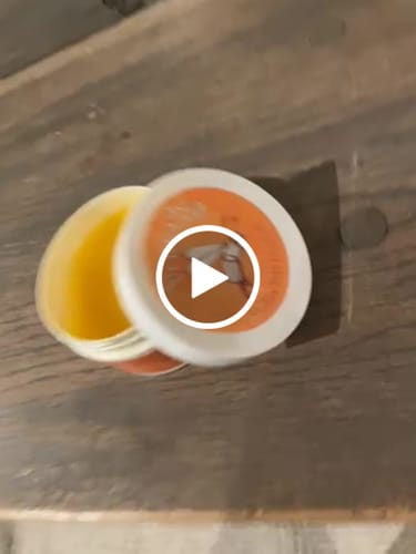 Customer video review of Ringblomstsalve