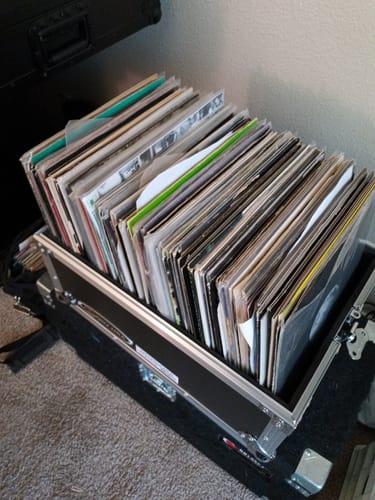 Customer photo review of Odyssey FZLP120HW, Utility Flight Trolley Case for 120 12" Vinyl Records with Wheels