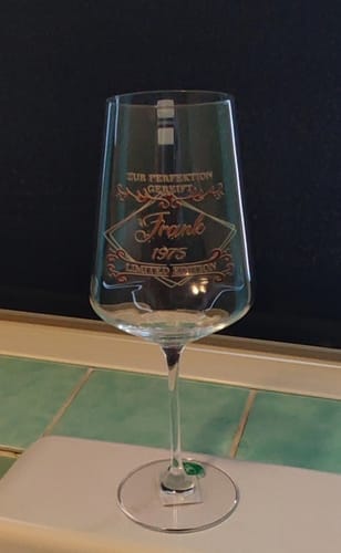 Kundenbewertung mit Foto zu Leonardo Weinglas mit UV-Druck "Zur Perfektion gereift V2"
